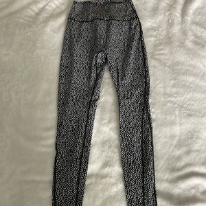 Buffbunny Legacy Leggings Bossy Print